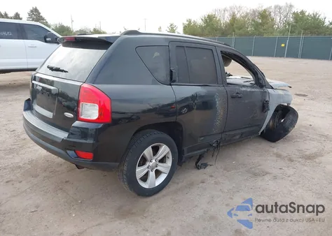 2011 Jeep Compass z USA, uszkodzony, nr VIN 1J4NF1FB9BD145434